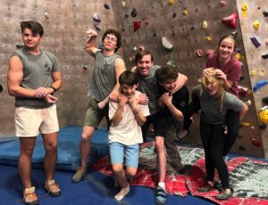 5CB5201D-A1DD-4D73-87B2-002AF339E79F